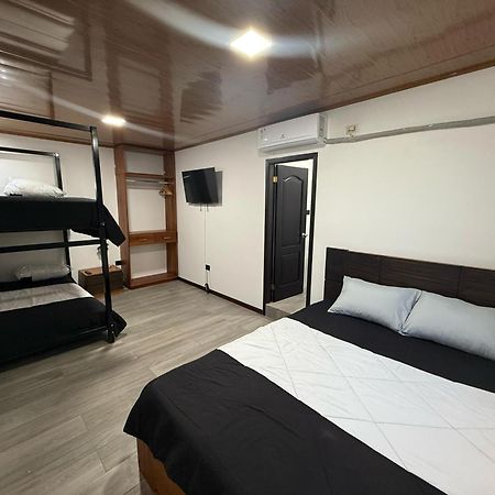 Bunker593 Inn Тена Экстерьер фото