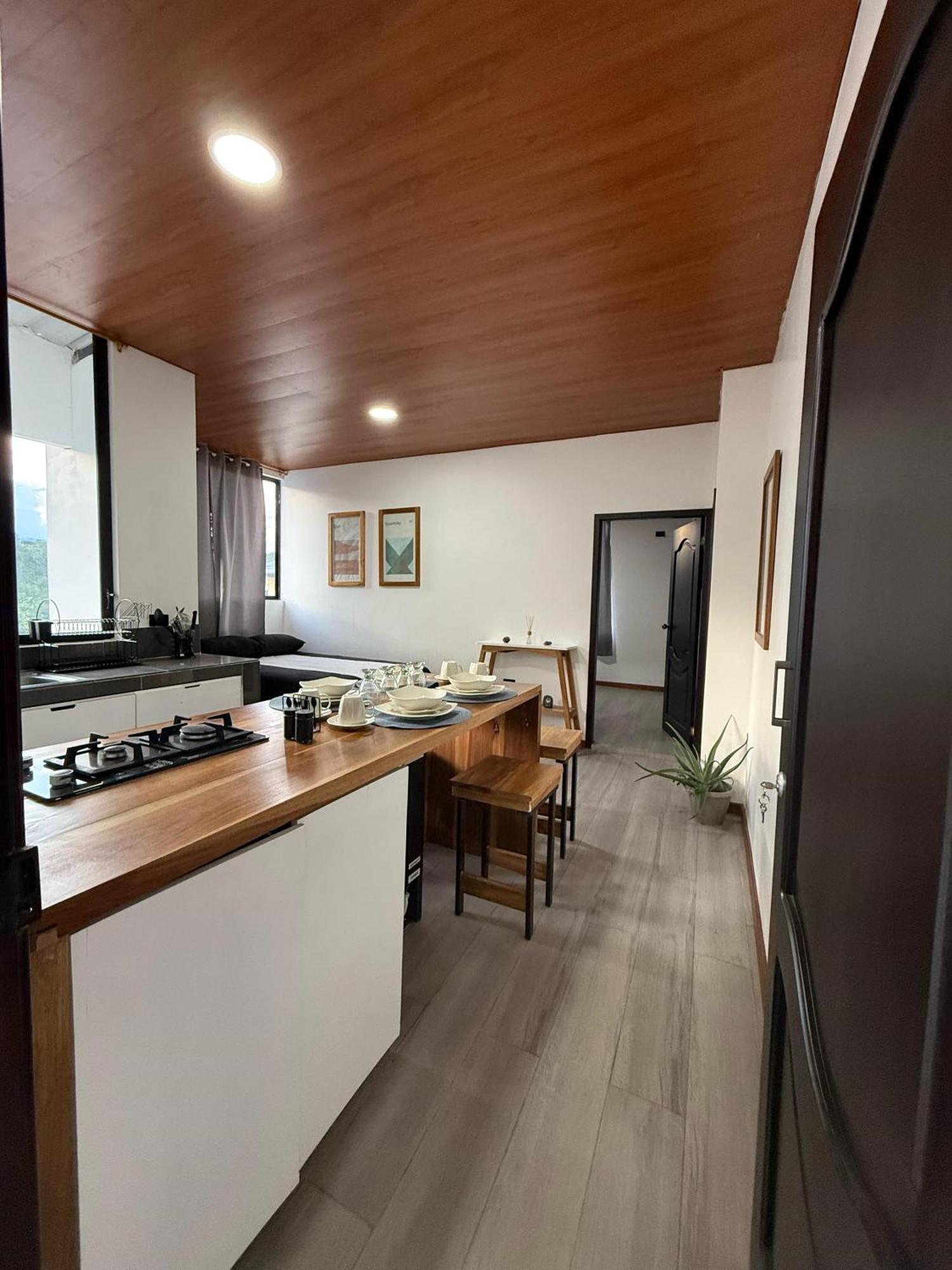 Bunker593 Inn Тена Экстерьер фото